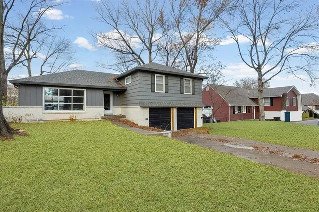 $409,900 | 5600 West 63rd Terrace, Mission, KS 66202