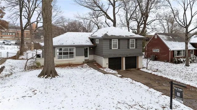 $409,900 | 5600 West 63rd Terrace, Mission, KS 66202