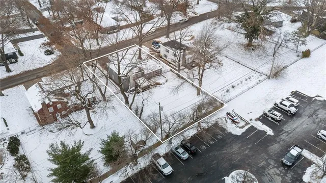 $409,900 | 5600 West 63rd Terrace, Mission, KS 66202