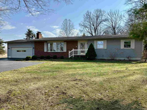 $354,900 | 10598 North 500 East, Syracuse, IN 46567