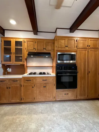 $354,900 | 10598 North 500 East, Syracuse, IN 46567