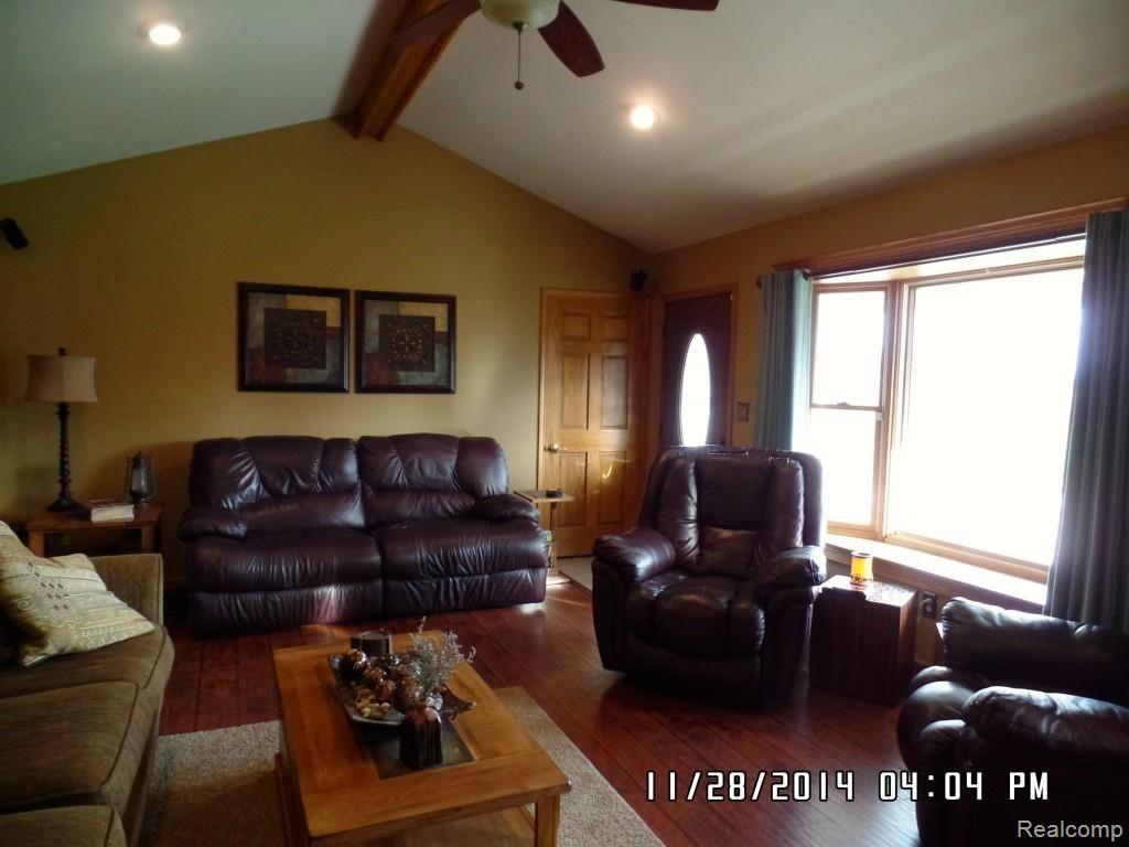 13432 Gilbert Road Memphis, MI 48041 - Photo 16 of 56 IMG_0540.jpg