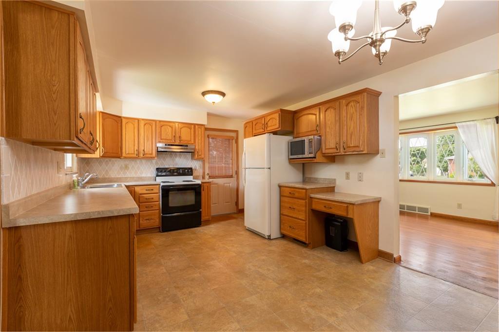 625 McGovern Road Houston, PA 15342 - Photo 8 of 22 Gallery Image 8