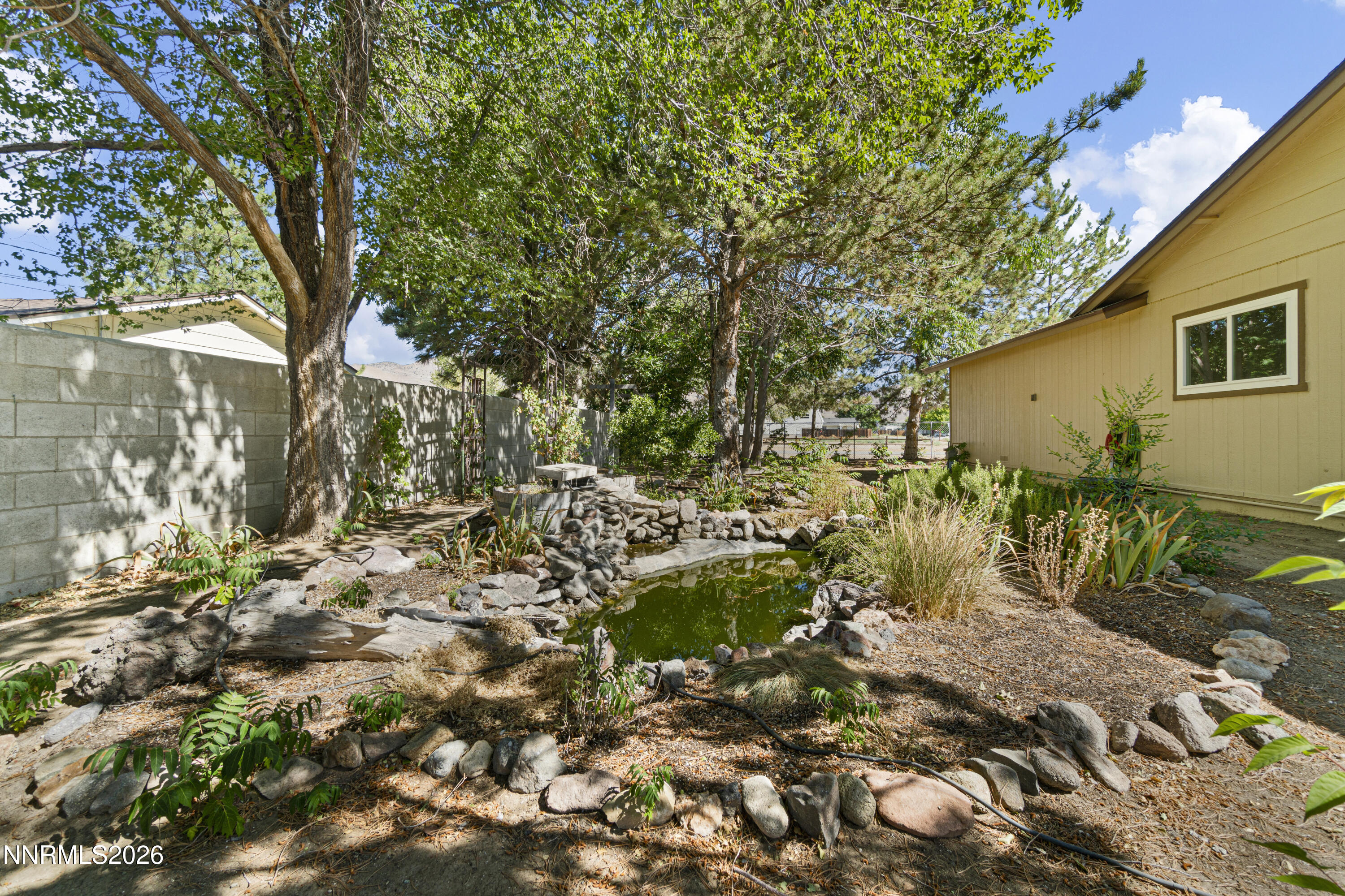 102 Ring Road Dayton, NV 89403 - Photo 3 of 30 DSC07667