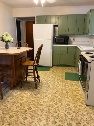 $107,000 | 402 Charles Street, Union City, IN 47390