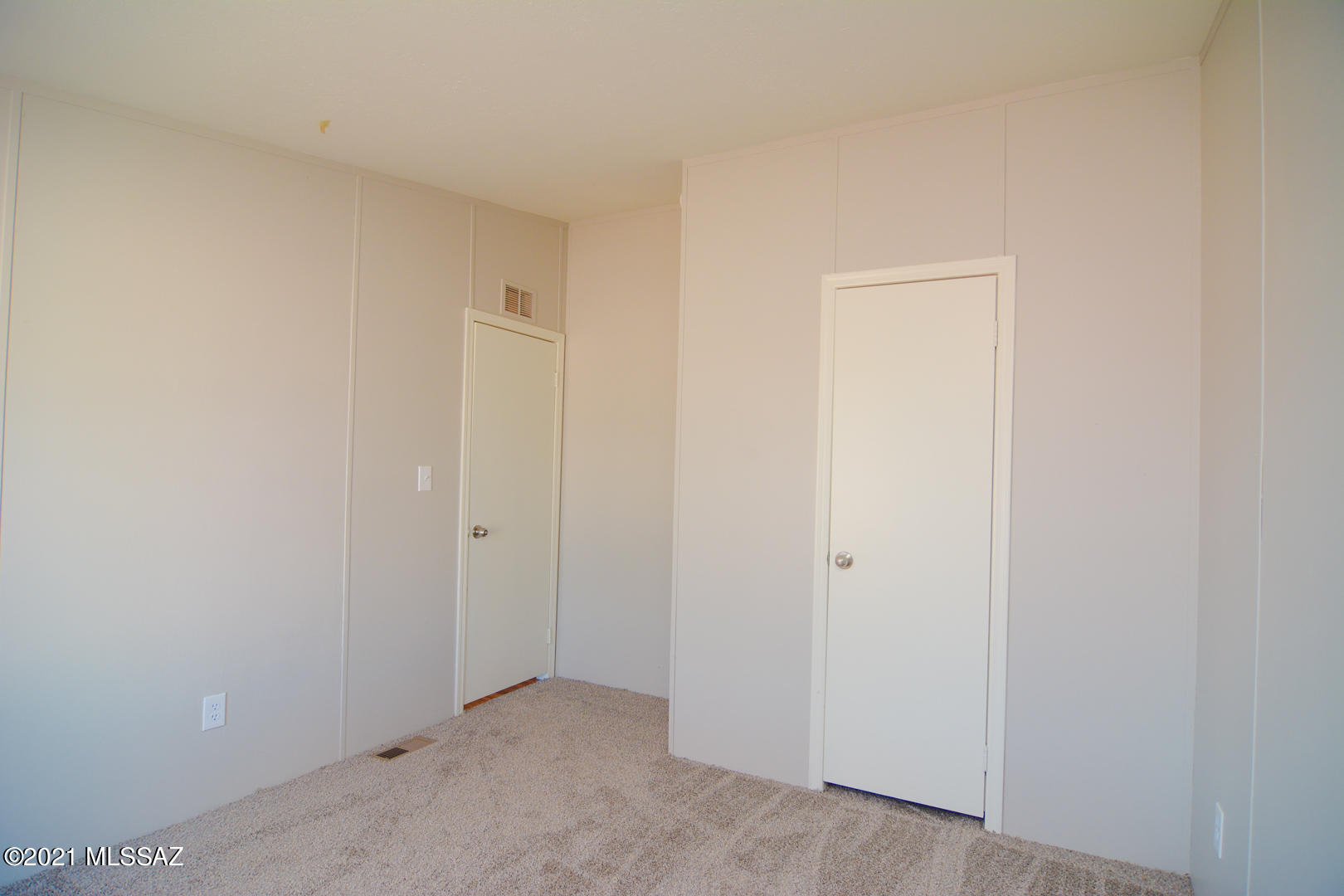 5534 East Hermans Road Tucson, AZ 85756 - Photo 15 of 28 Gallery Image 15