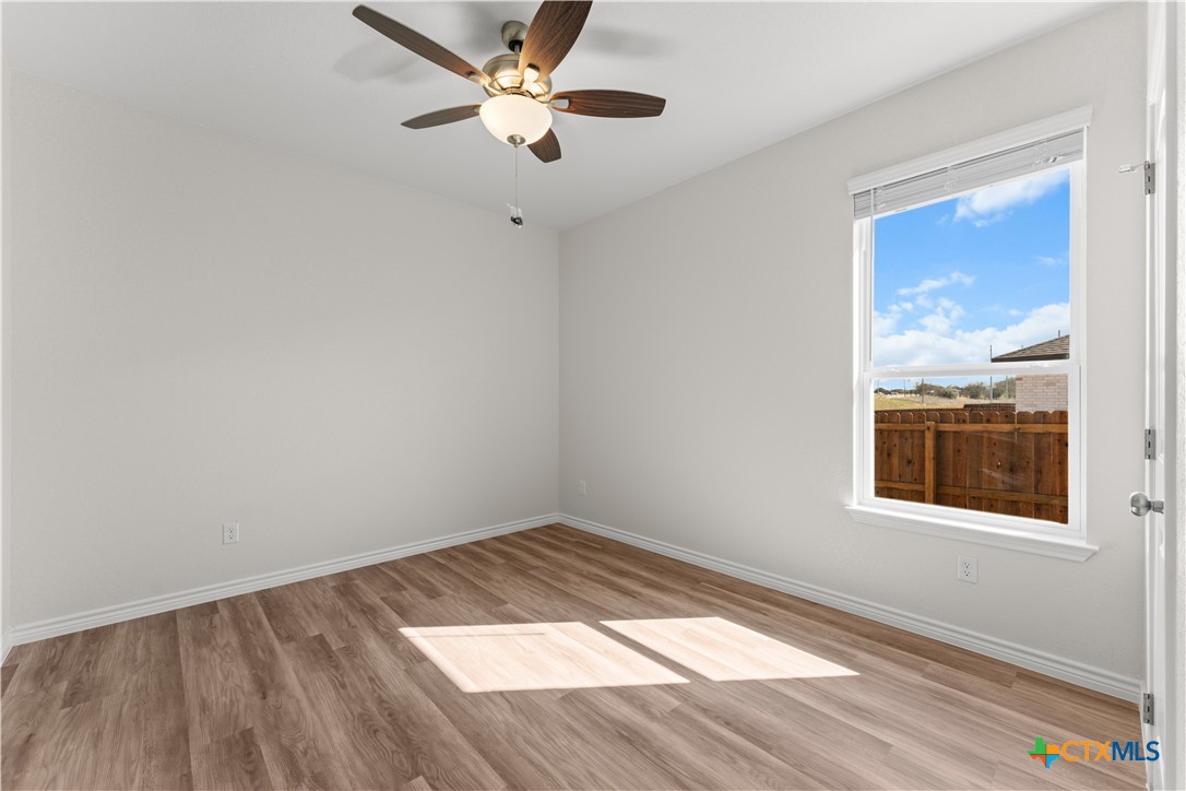1114 Zora Drive Temple, TX 76504 - Photo 24 of 29 Unit B Bedroom 2
