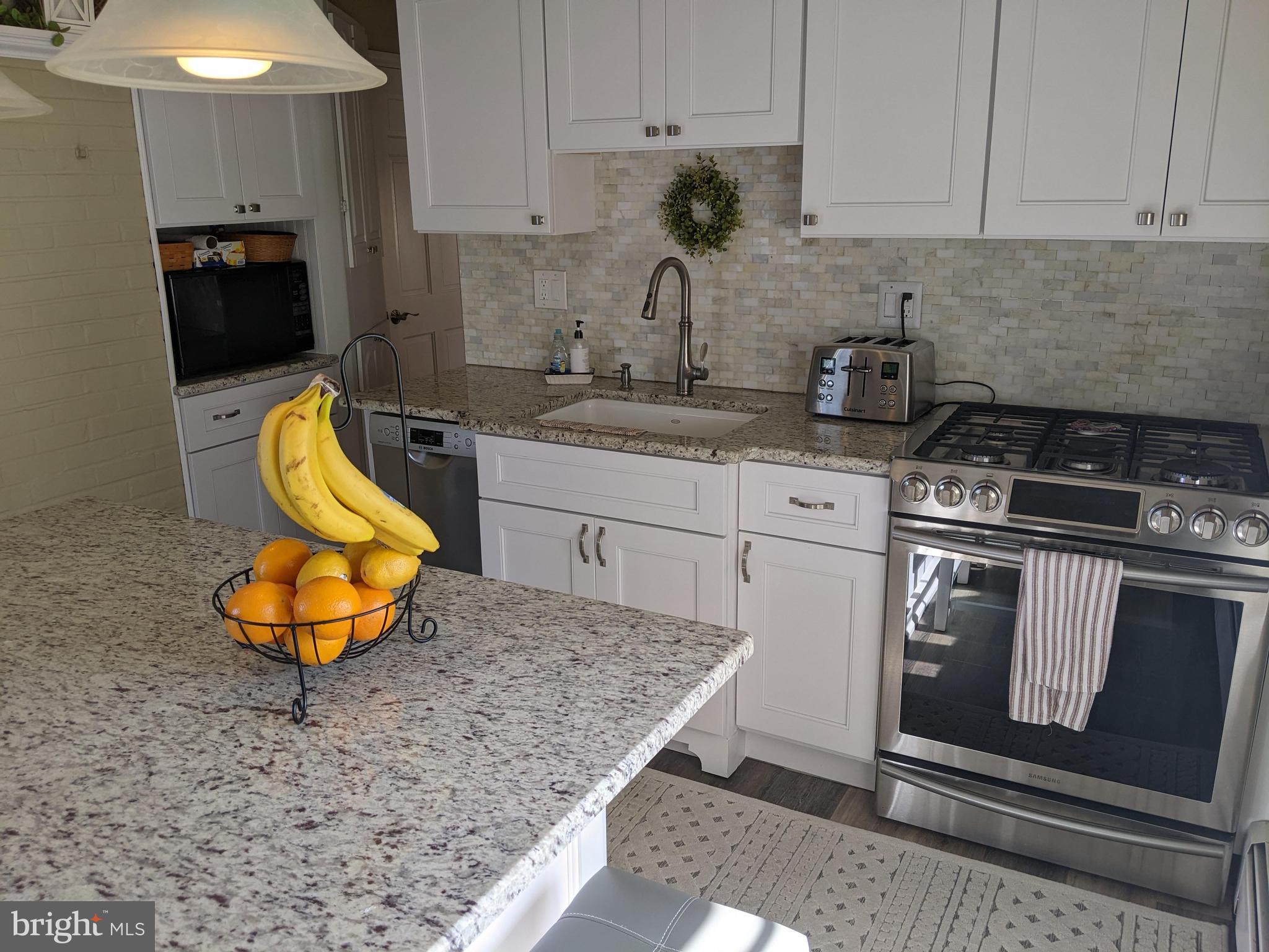 9231 Treaty Road Philadelphia, PA 19114 - Photo 4 of 46 Gallery Image 4