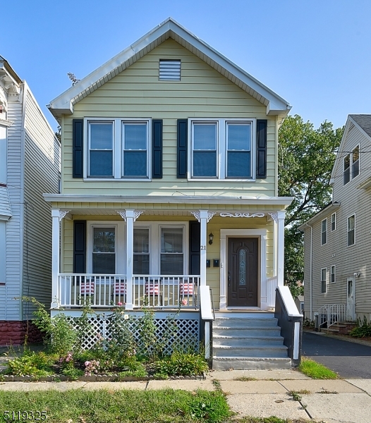 21 Wheeler Street, Unit 1 Montclair, NJ 07042 - Photo 2 of 25
