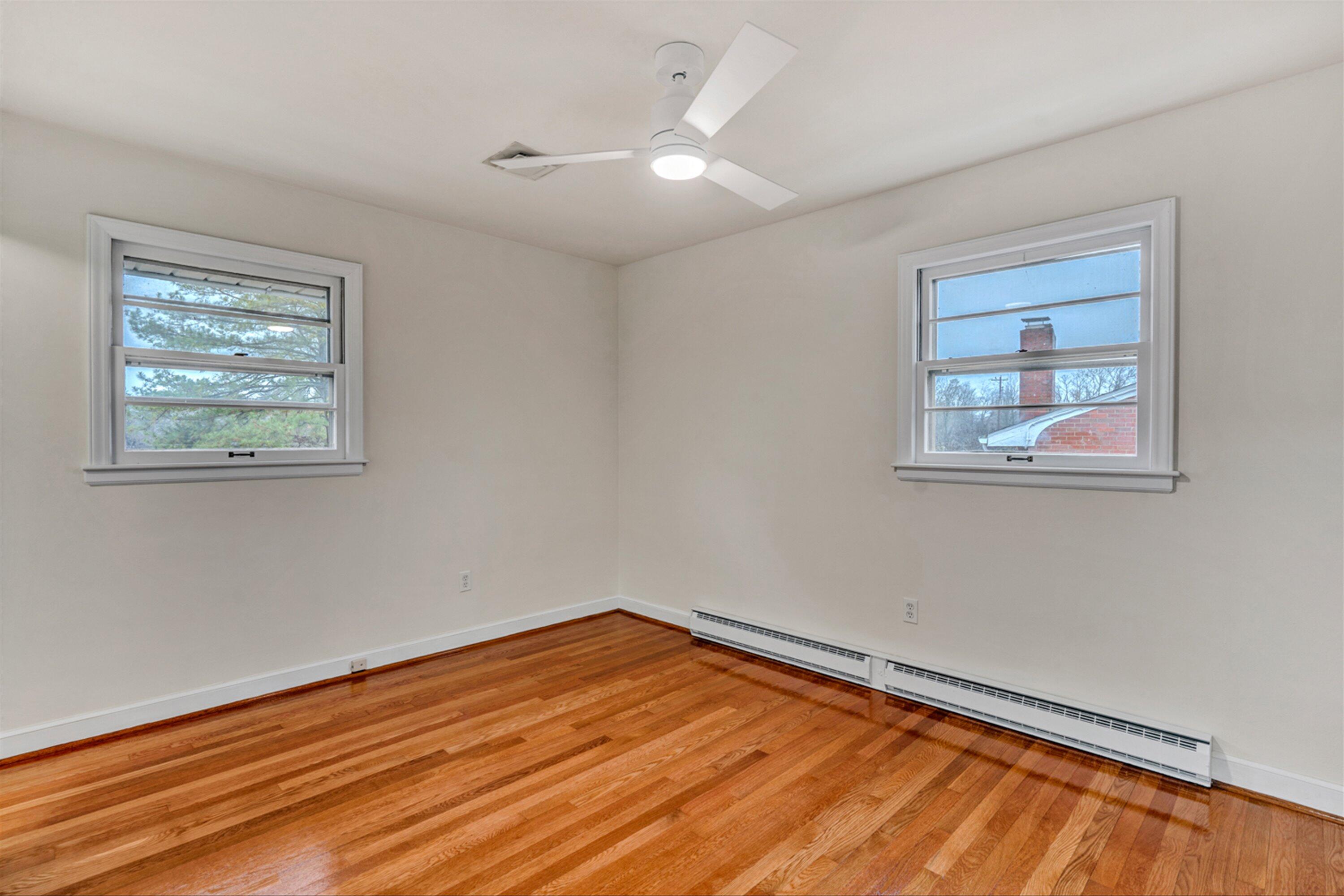 3263 Pitzer Road Roanoke, VA 24014 - Photo 8 of 20 Bedroom