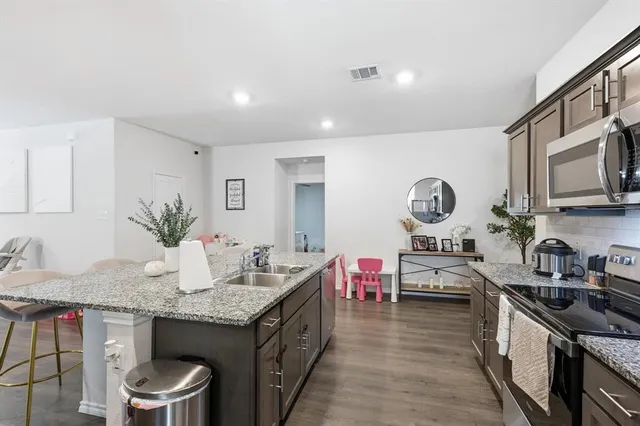 $389,000 | 3934 Dickinson Avenue, Aubrey, TX 76227