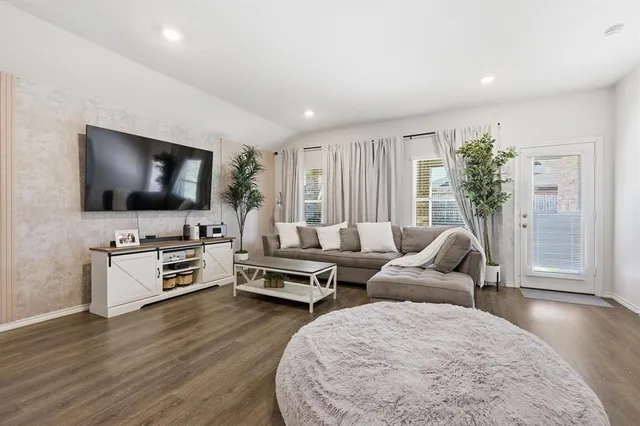 $389,000 | 3934 Dickinson Avenue, Aubrey, TX 76227