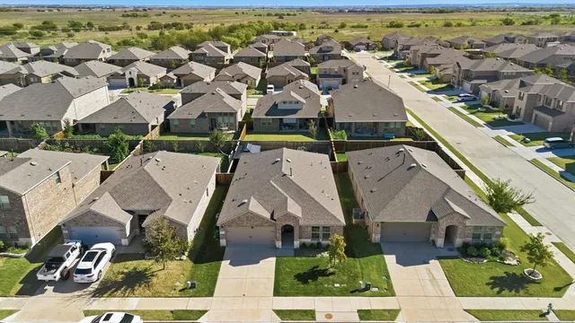 $389,000 | 3934 Dickinson Avenue, Aubrey, TX 76227