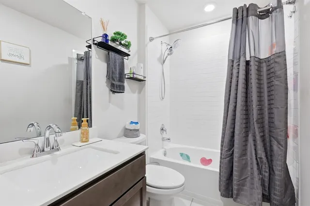 $389,000 | 3934 Dickinson Avenue, Aubrey, TX 76227