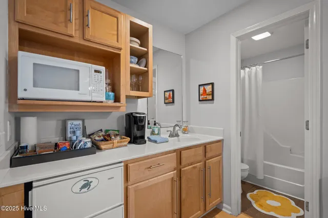 $329,000 | 3350 Club Villas Drive, Unit 1206, Southport, NC 28461