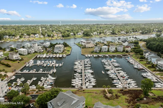 $329,000 | 3350 Club Villas Drive, Unit 1206, Southport, NC 28461