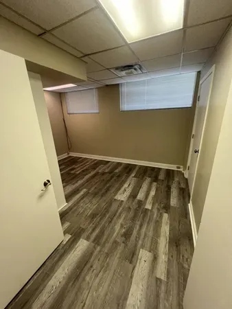 $1,000 | 3355 Poplar Avenue, Memphis, TN 38111