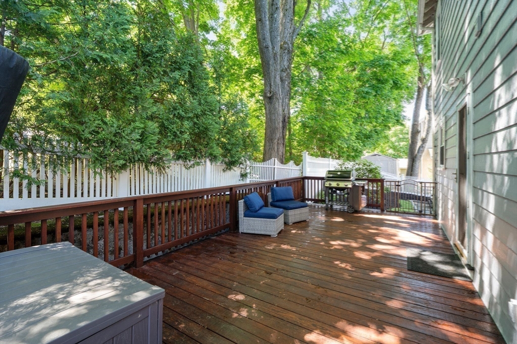 10 Barclay Road Boston, MA 02132 - Photo 30 of 39 Gallery Image 30