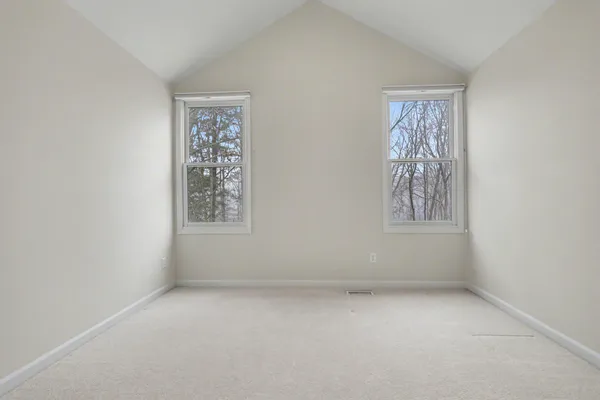 $500,000 | 16711 Stoney Creek Court, Augusta, MI 49012