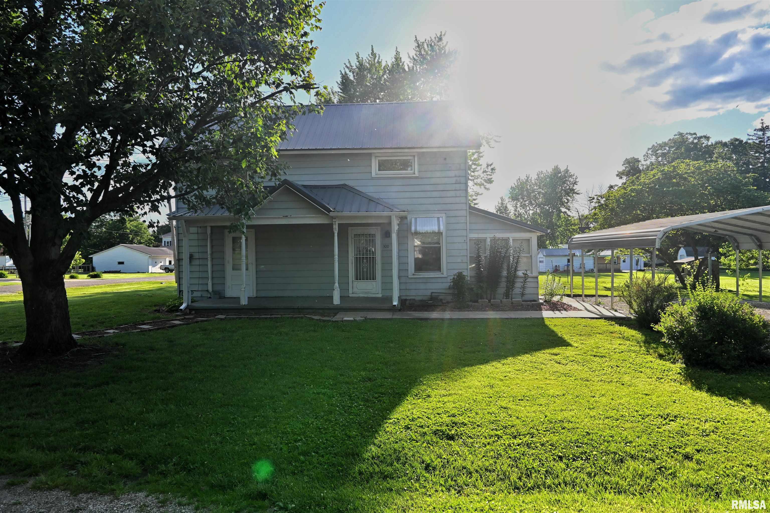 300 North Vermont Street Camp Point, IL 62320 - Photo 1 of 5 Gallery Image 1