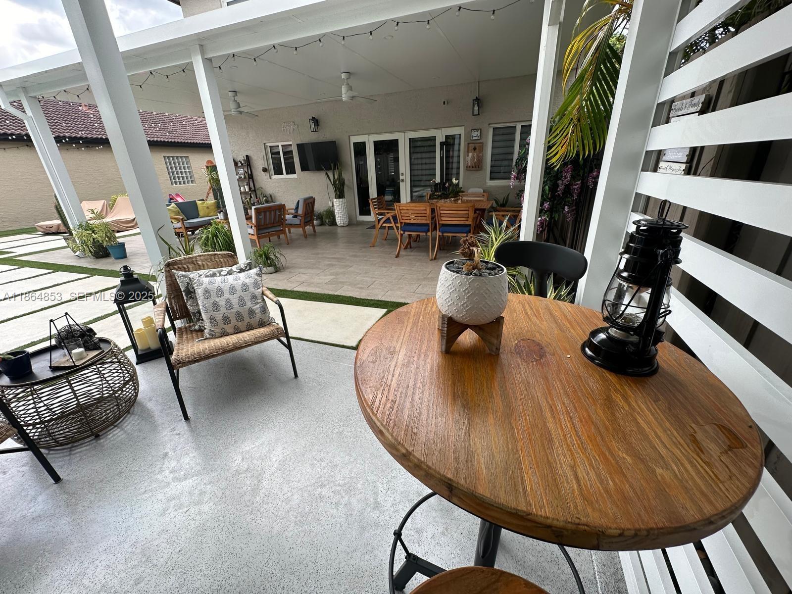 13430 Southwest 118th Place Miami, FL 33186 - Photo 23 of 47