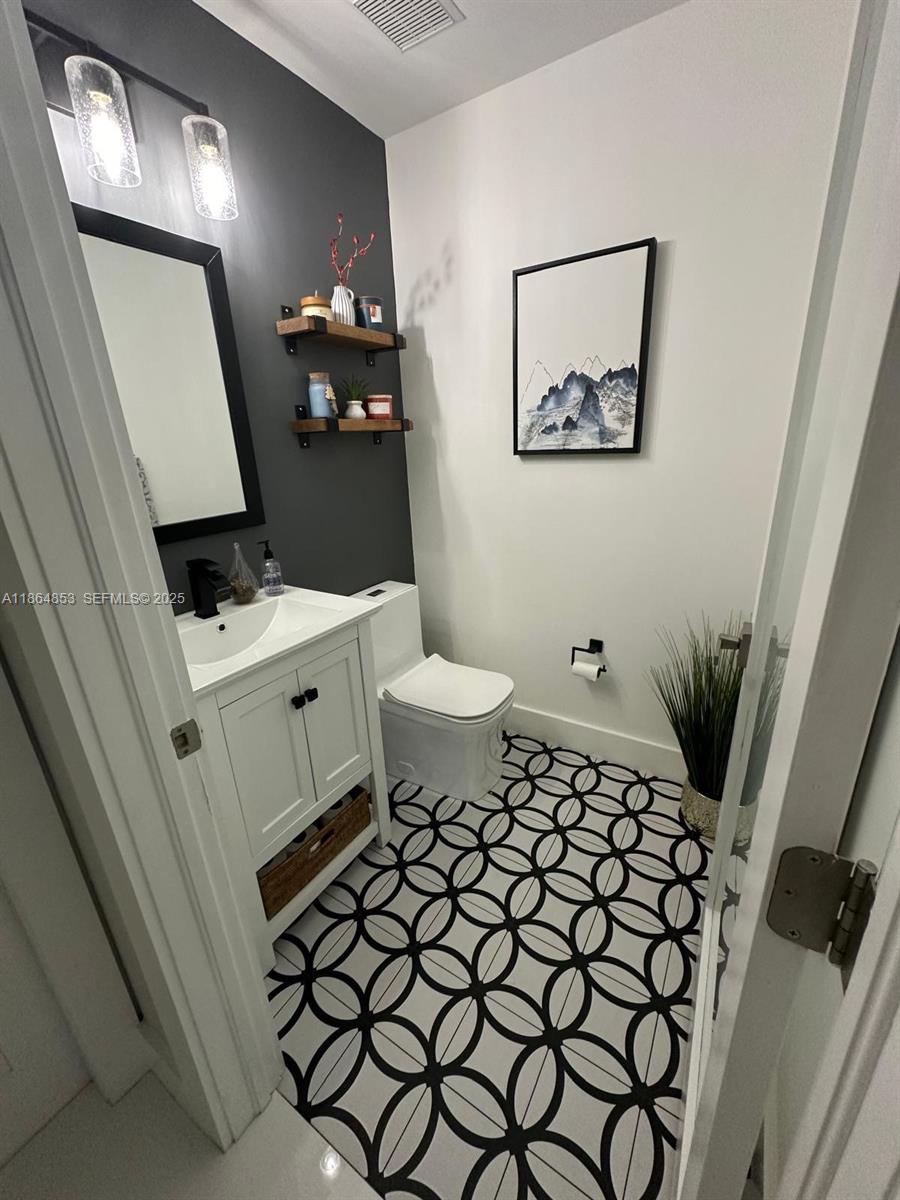 13430 Southwest 118th Place Miami, FL 33186 - Photo 25 of 47