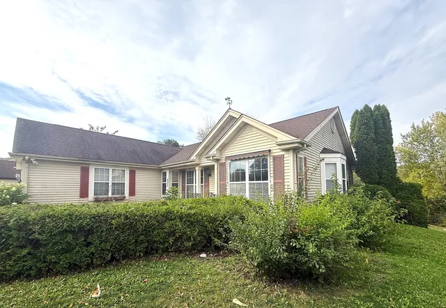 $289,900 | 533 Farmhill Circle, Wauconda, IL 60084