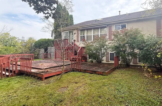 $289,900 | 533 Farmhill Circle, Wauconda, IL 60084