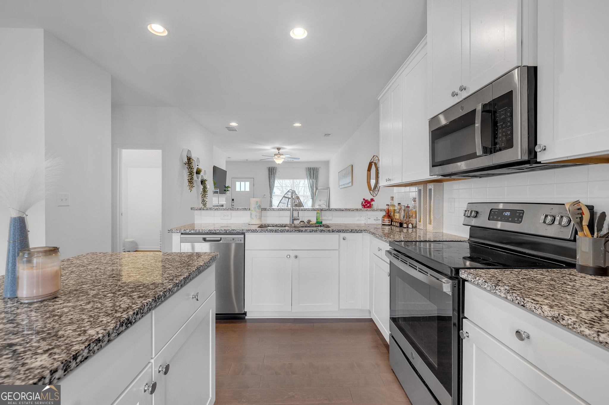 909 Ambient Way Atlanta, GA 30331 - Photo 11 of 31