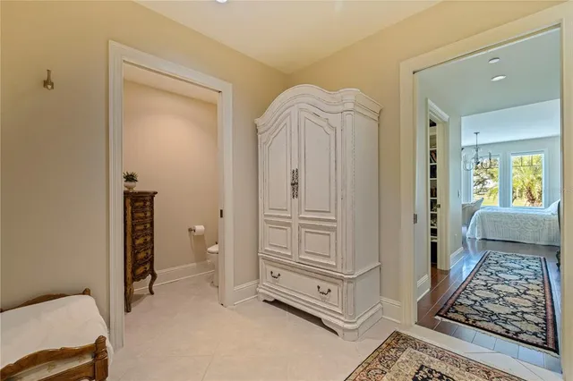 $1,895,000 | 85 Belleview Boulevard, Unit 204, Belleair, FL 33756