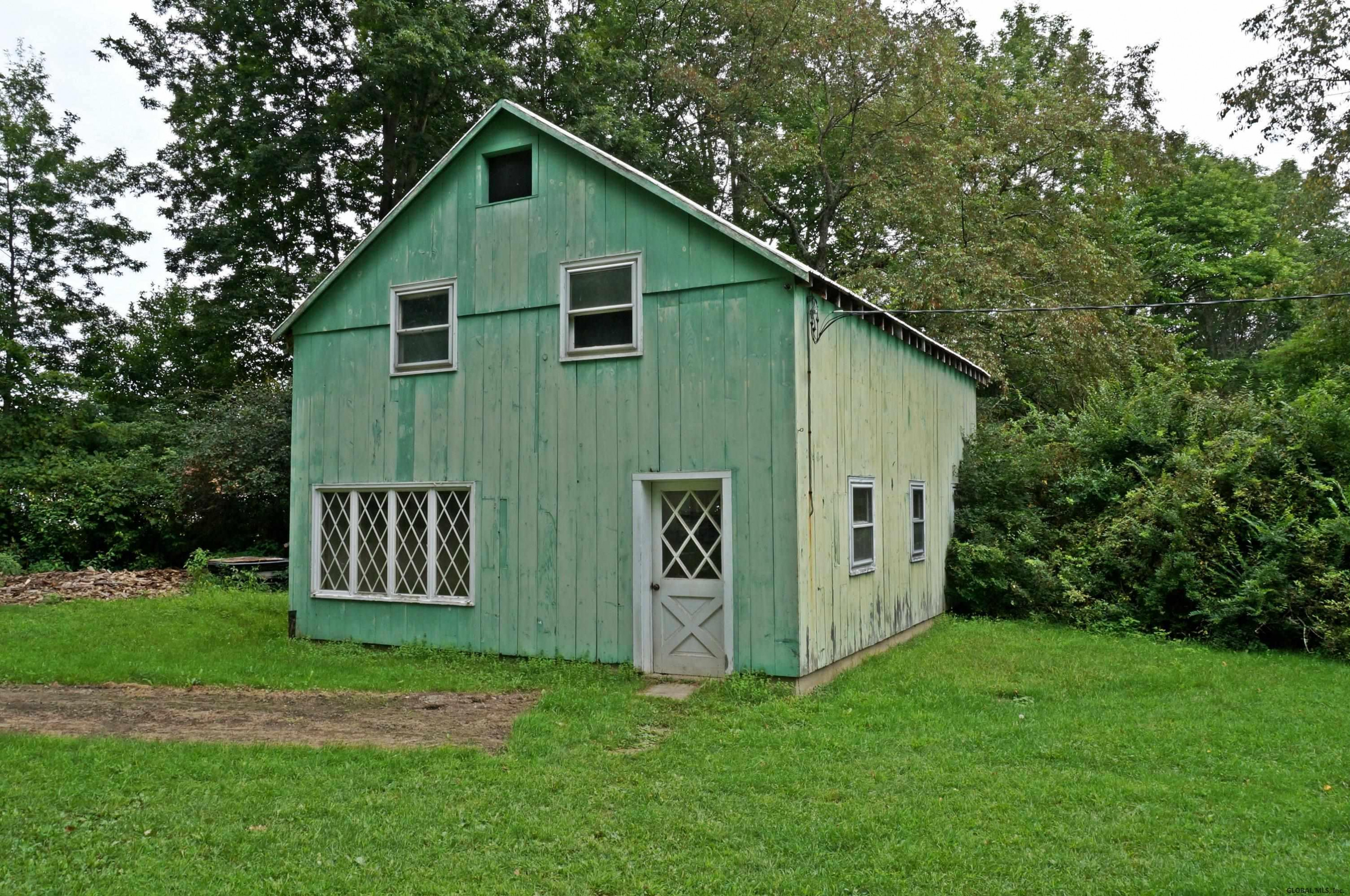 122 Middle Road Salem, NY 12865 - Photo 29 of 46 Photo 29