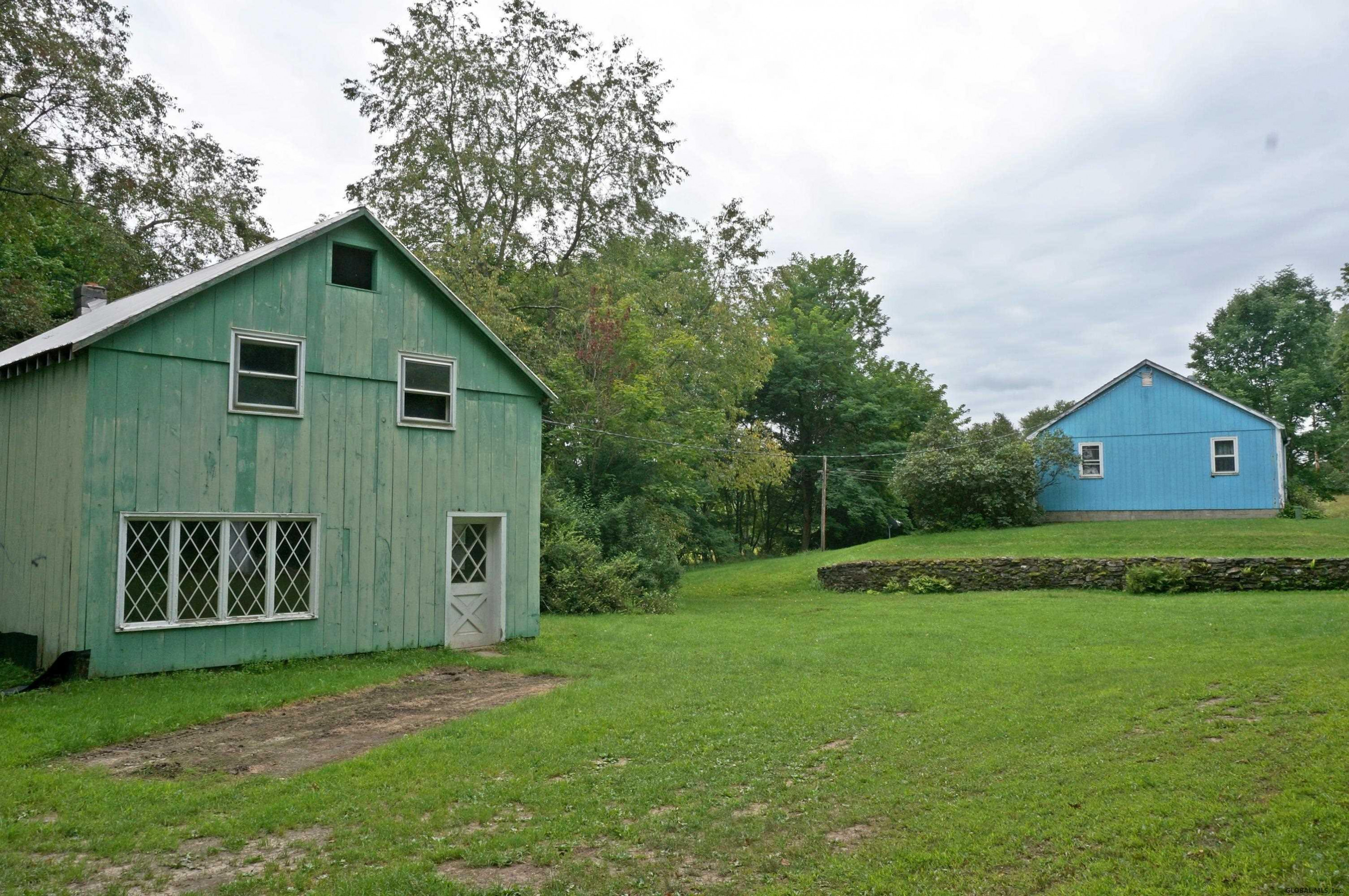 122 Middle Road Salem, NY 12865 - Photo 3 of 46 Photo 3