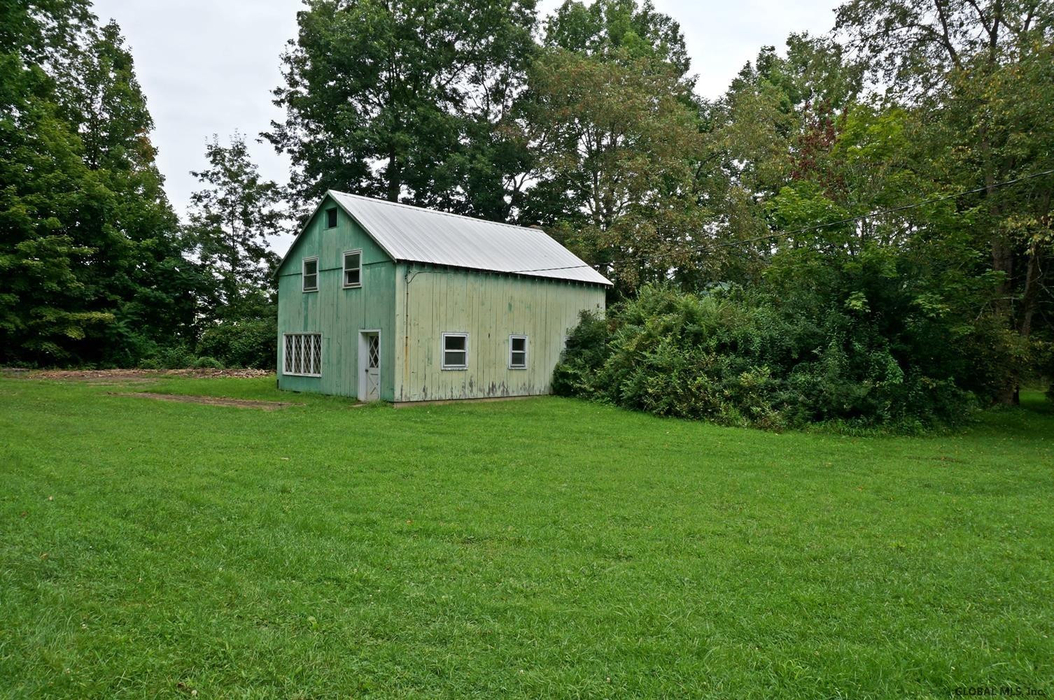 122 Middle Road Salem, NY 12865 - Photo 38 of 46 Photo 38