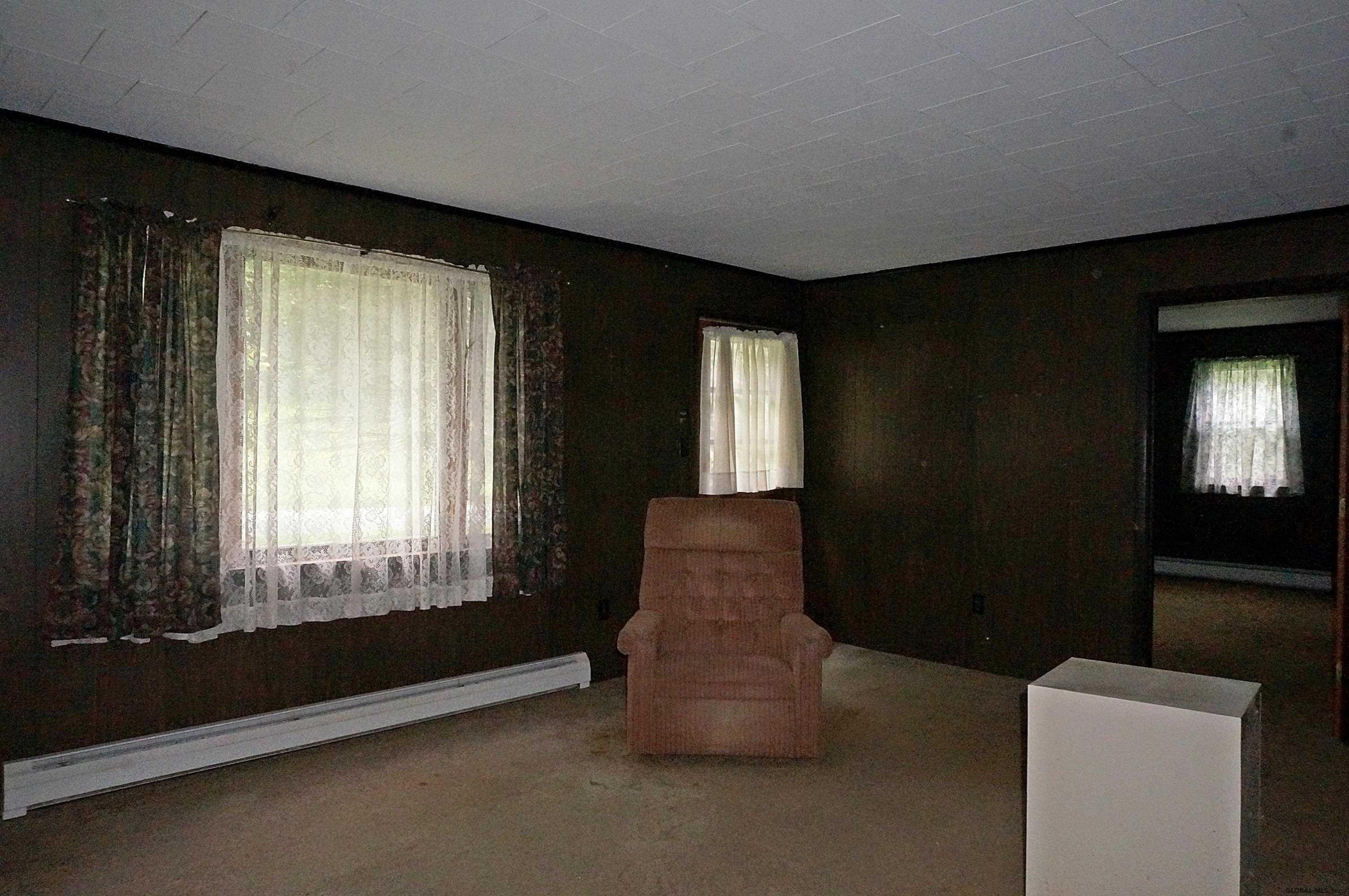 122 Middle Road Salem, NY 12865 - Photo 10 of 46 Photo 10