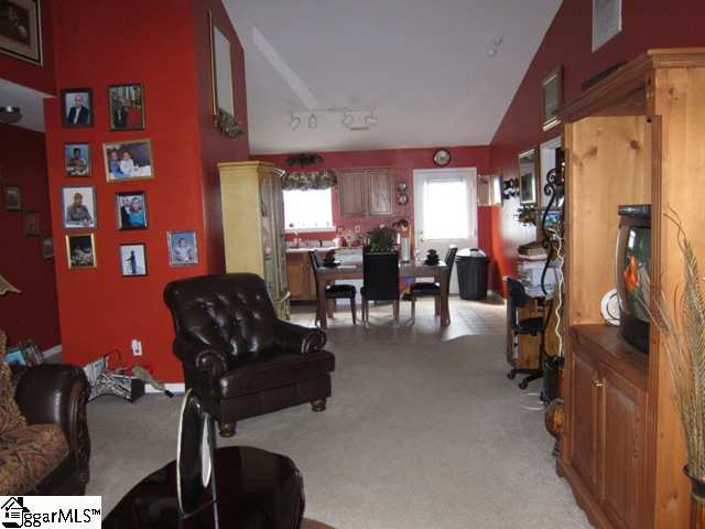 209 Galena Lane Greer, SC 29651 - Photo 3 of 9 Gallery Image 3