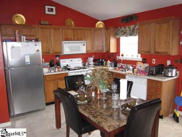 209 Galena Lane Greer, SC 29651 - Photo 5 of 9 Gallery Image 5