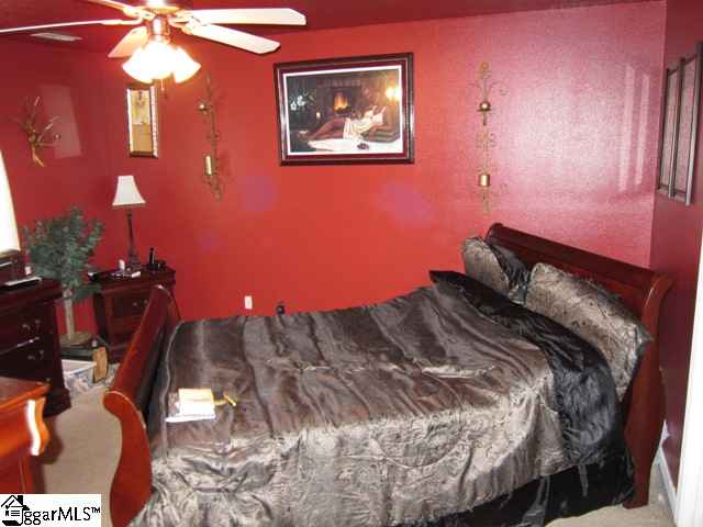 209 Galena Lane Greer, SC 29651 - Photo 6 of 9 Gallery Image 6