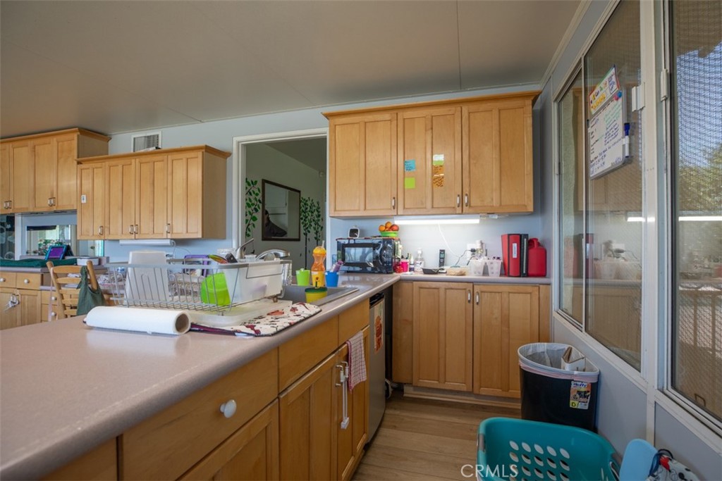 1566 Heather Lane Riverside, CA 92504 - Photo 25 of 61 Play Room with Beverage Bar