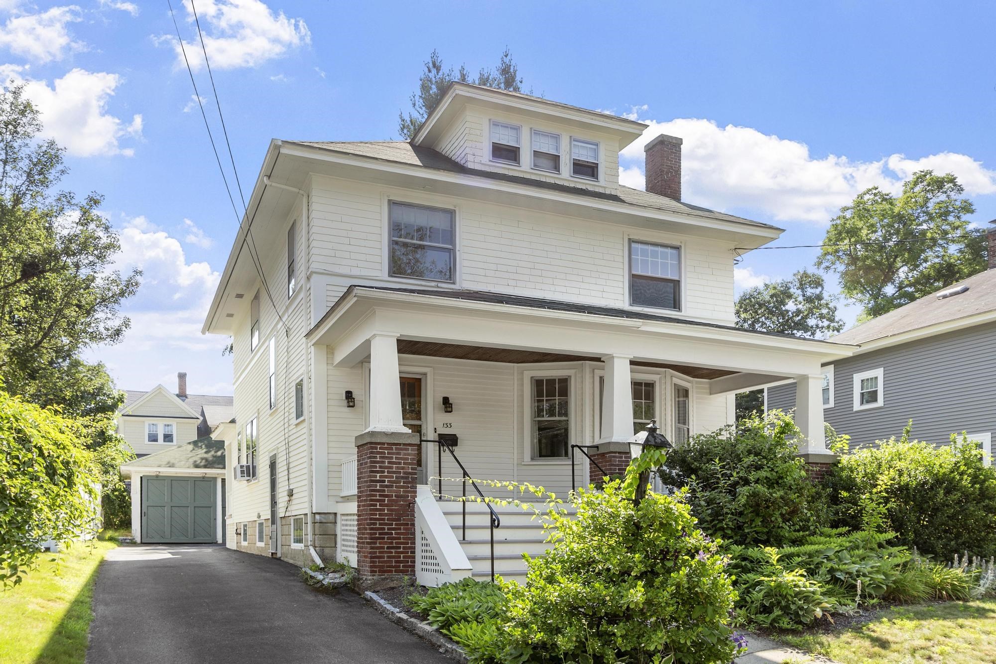 133 North Adams Street Manchester, NH 03104 - Photo 1 of 53