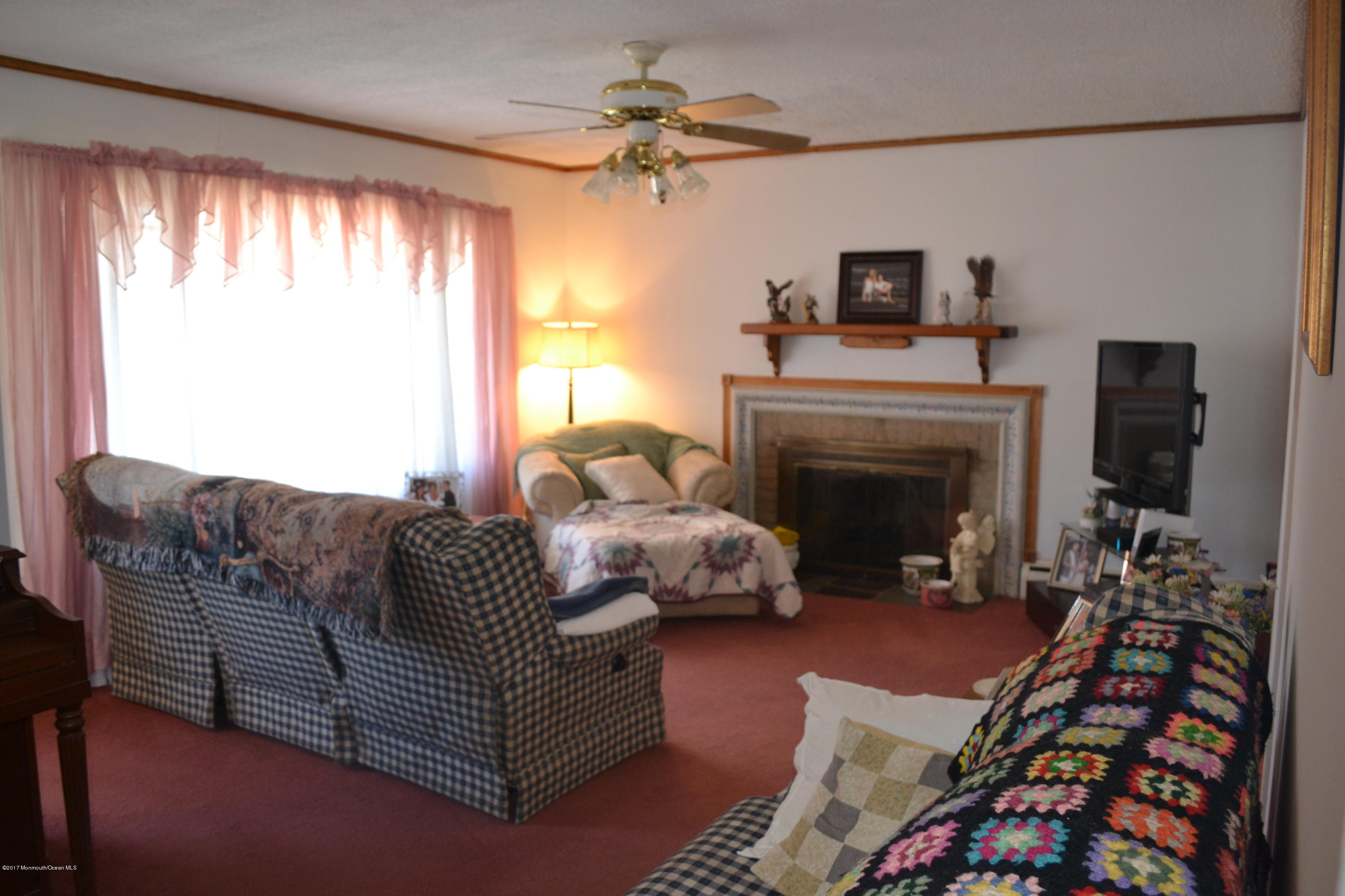 1022 Old Farm Road Point Pleasant, NJ 08742 - Photo 7 of 16 DSC_0467