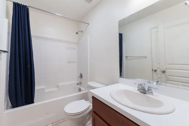 $329,000 | 522 Barbara Avenue, Sanger, CA 93657