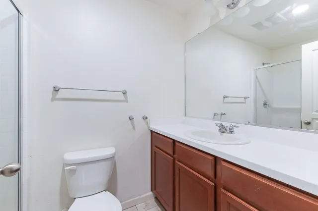 $329,000 | 522 Barbara Avenue, Sanger, CA 93657