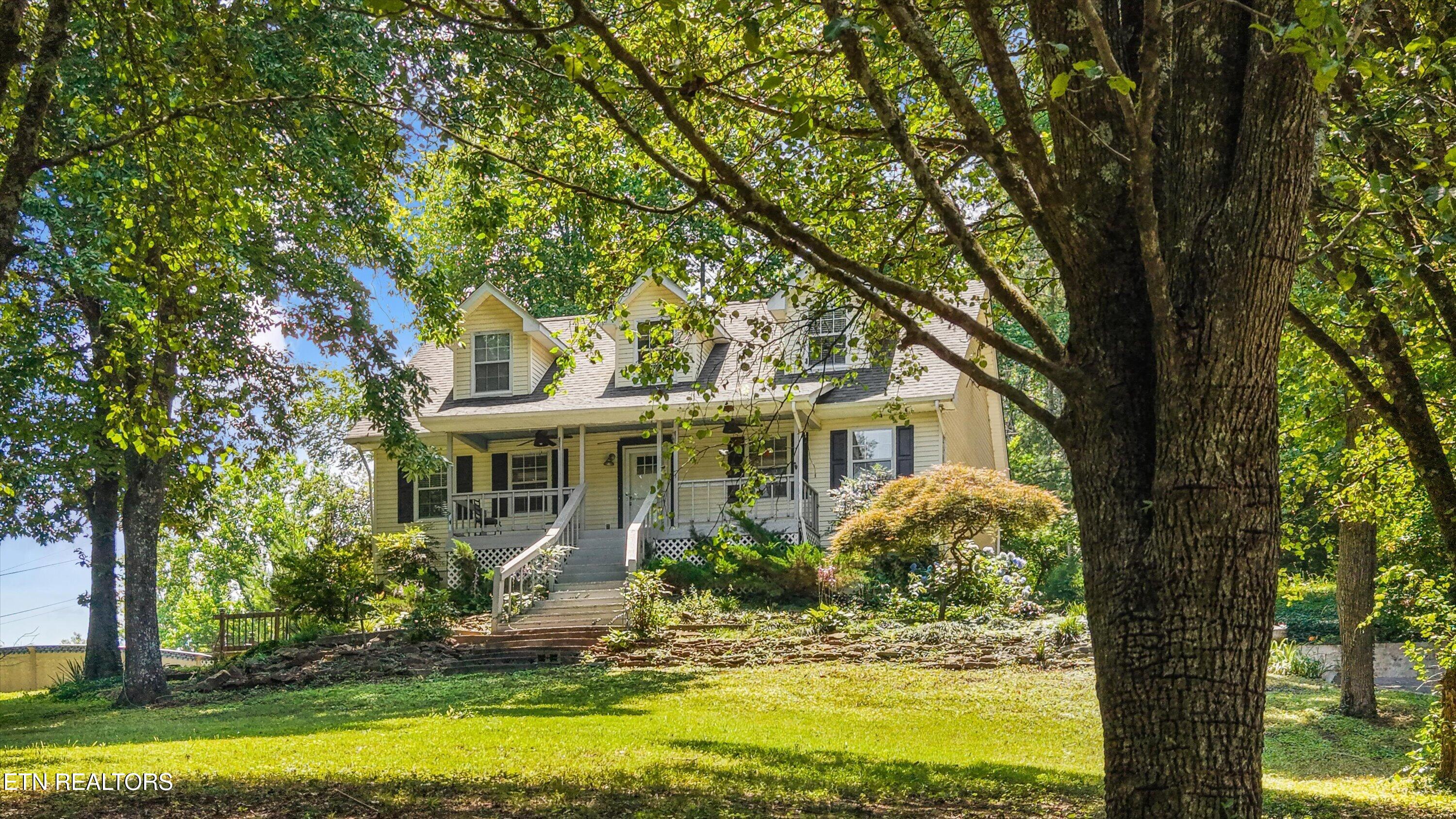 250 Ollis Road Oliver Springs, TN 37840 - Photo 4 of 47 Front of House