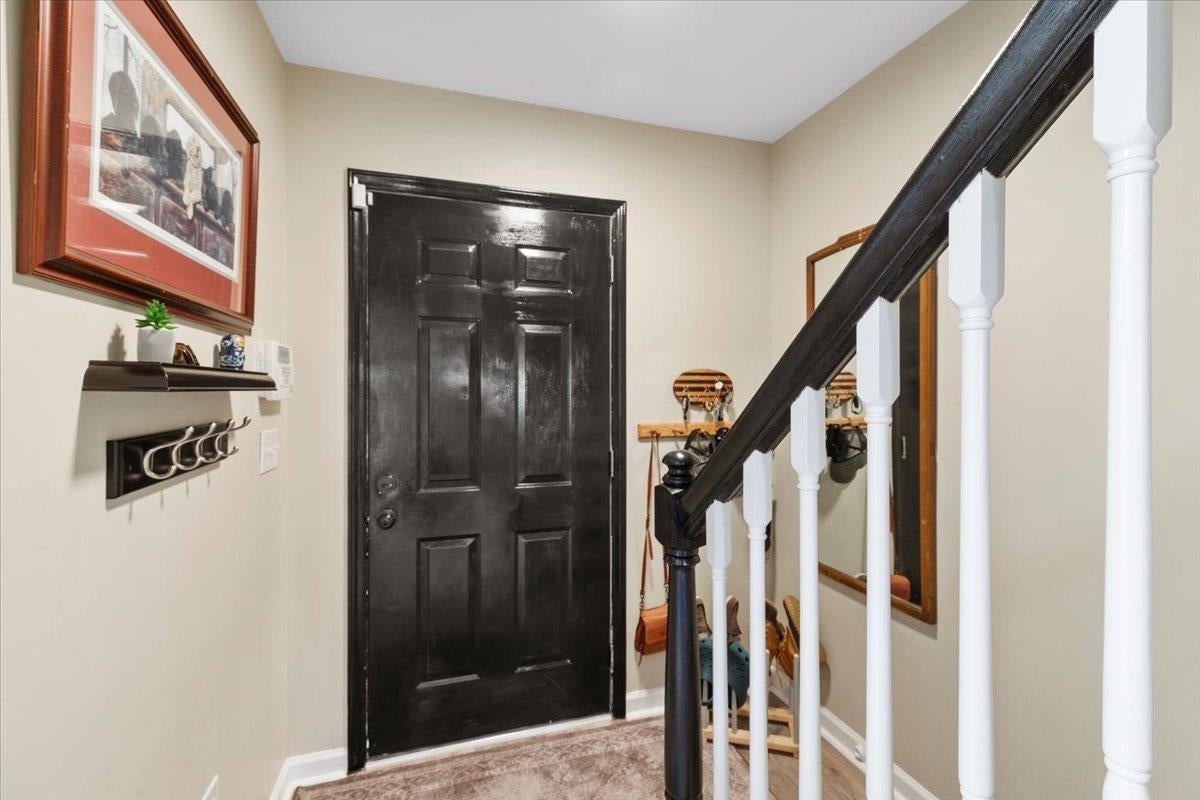 1202 Cedar Ridge Drive Radford, VA 24141 - Photo 6 of 75 Gallery Image 6