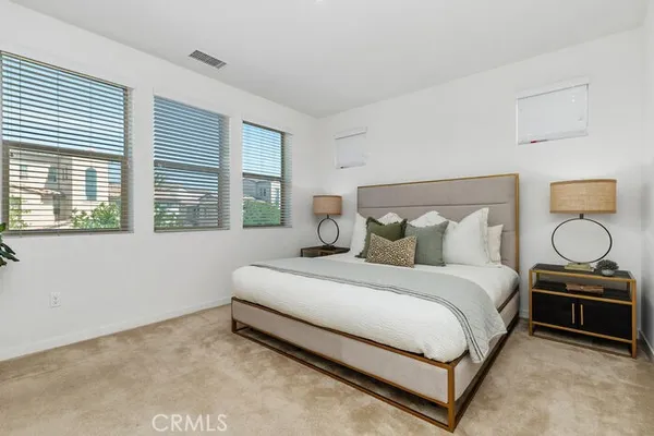 $1,370,000 | 15 Eclipse, Lake Forest, CA 92630