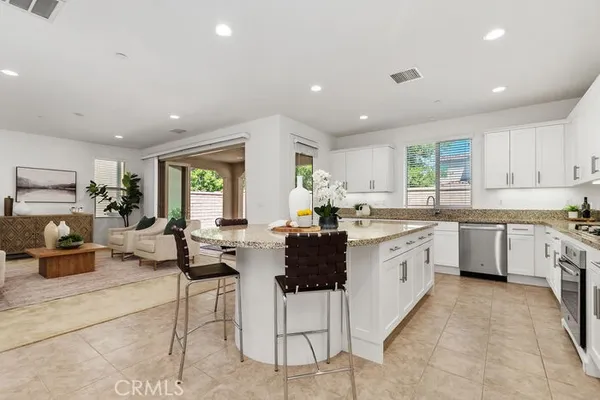 $1,370,000 | 15 Eclipse, Lake Forest, CA 92630