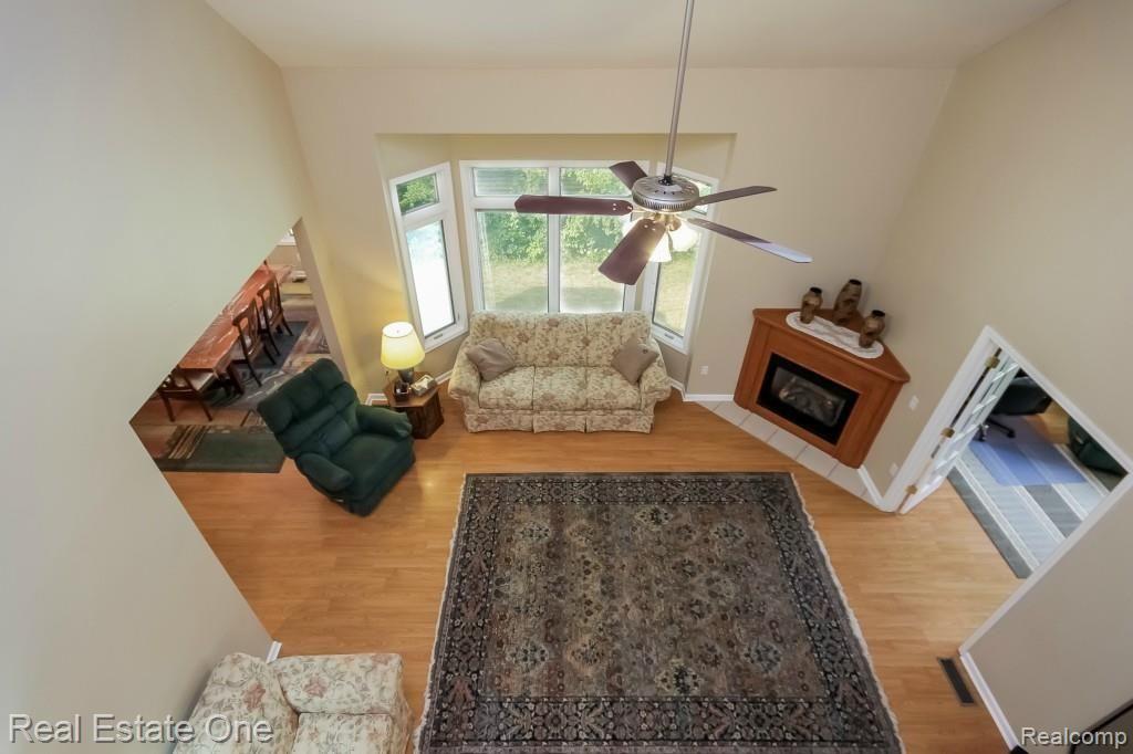 12956 Hummingbird Ridge Davisburg, MI 48350 - Photo 10 of 57 FAMILY ROOM