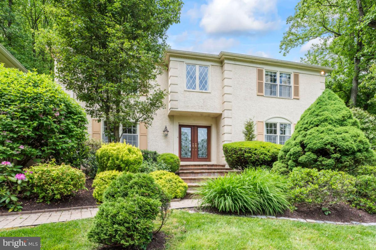 1044 Beaumont Road, Berwyn, PA 19312 Compass