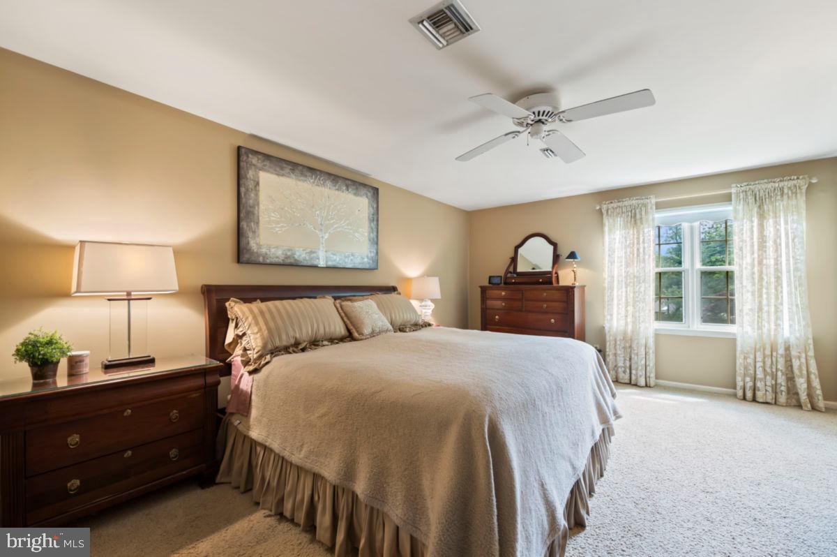 1044 Beaumont Road Berwyn, PA 19312 - Photo 21 of 36 Primary Bedroom Suite