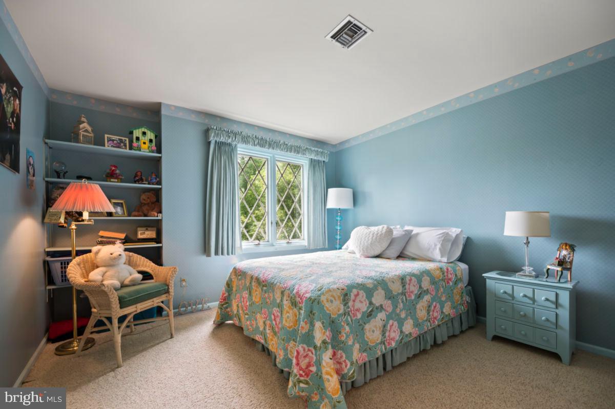 1044 Beaumont Road Berwyn, PA 19312 - Photo 29 of 36 3rd Bedroom